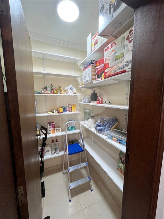 Casa à venda com 3 quartos, sendo 1 suíte, no condomínio Lago da Serra, Araçoiaba da Serra - SP