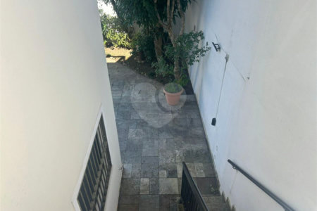 Casa à venda com 5 quartos, sendo 4 suítes, em Butantã, São Paulo, SP