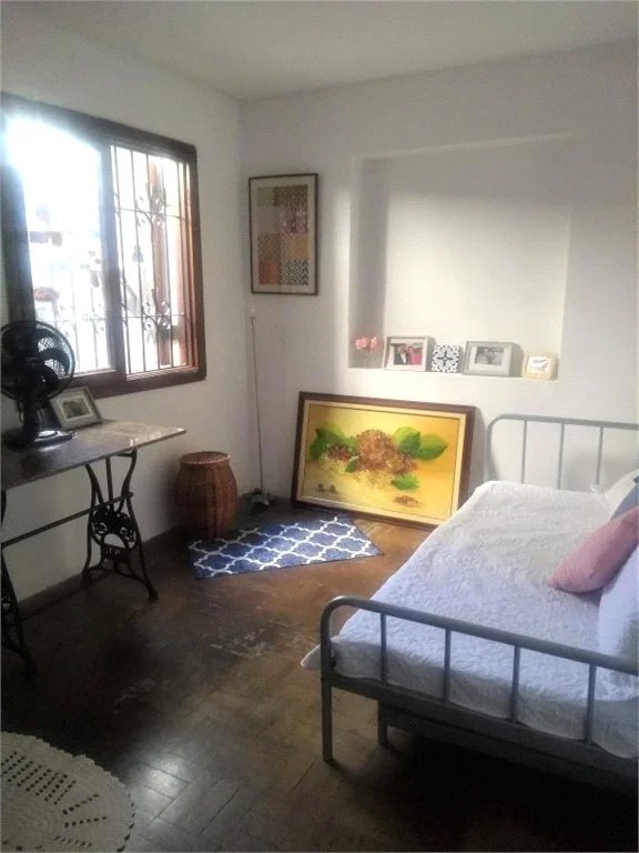 Casa à venda com 3 quartos, sendo 1 suíte,  em Parque Continental, São Paulo, SP