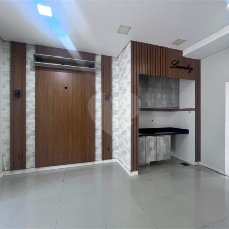 Casa à venda com 3 quartos, sendo 1 suíte, no condomínio Jardim Guarujá, Salto - SP