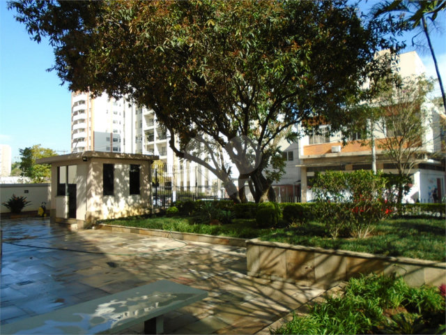 Apartamento à venda com 3 quartos, sendo 1 suíte,  em Brooklin, São Paulo, SP