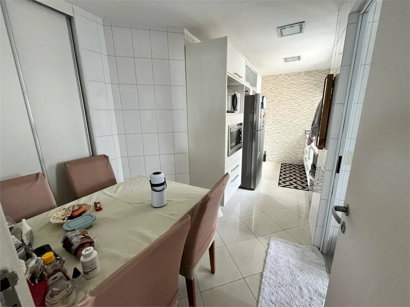 Apartamento à venda com 4 quartos, sendo 3 suítes,  em Lar São Paulo, São Paulo, SP