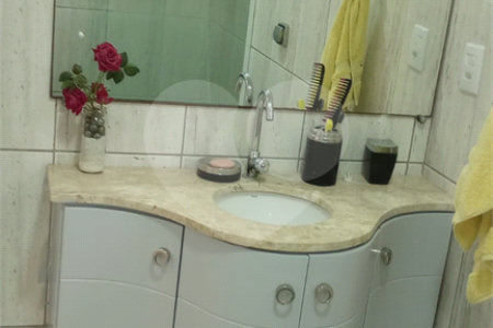 Casa à venda com 3 quartos, sendo 2 suítes,  em Jardim Monte Azul, São Paulo, SP