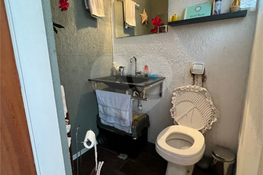 Sobrado à venda com 2 quartos em Tremembé, São Paulo, SP