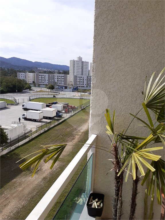 Apartamento à venda com 3 quartos, sendo 1 suíte,  em Vila Mogilar, Mogi das Cruzes, SP