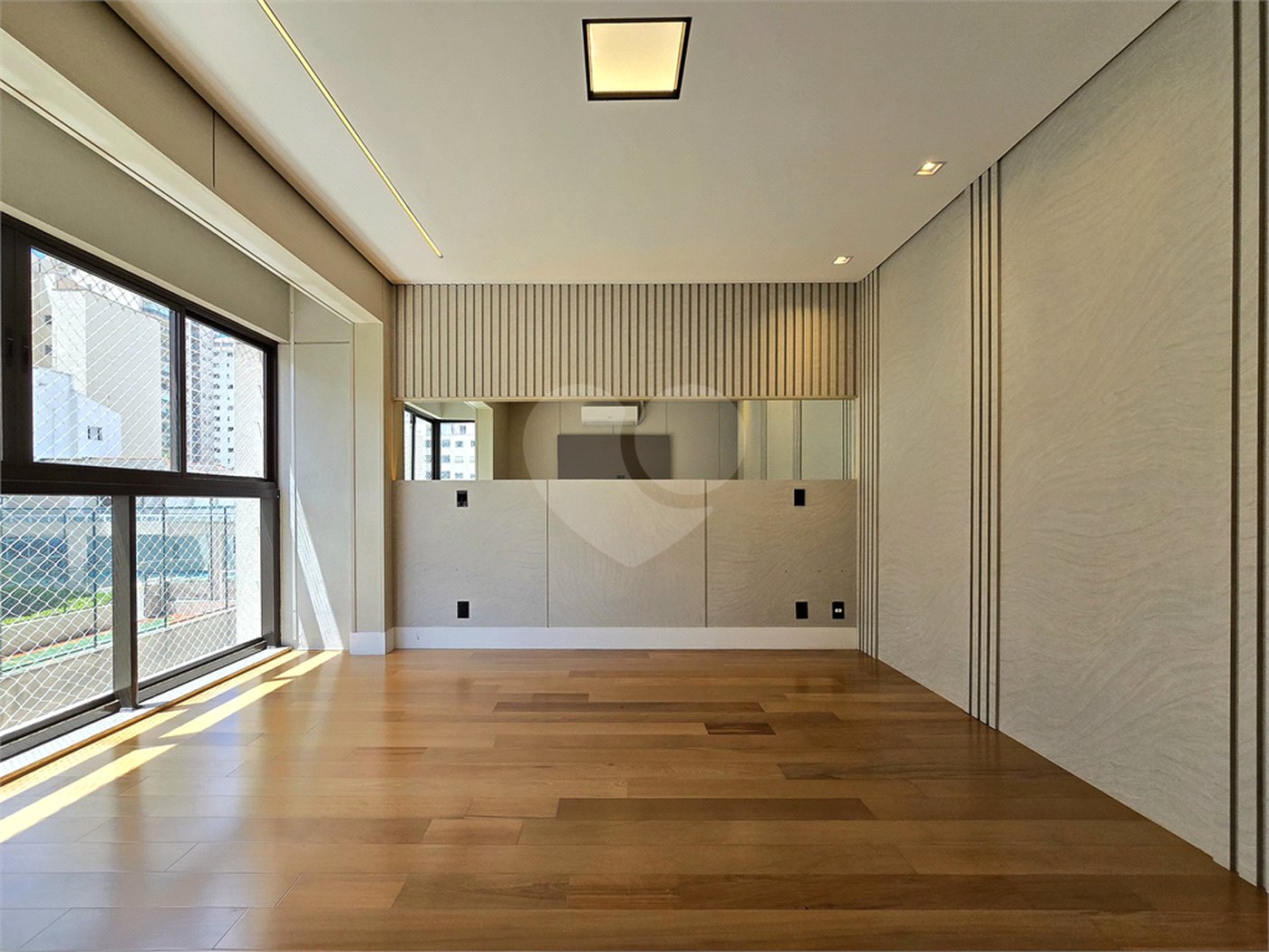 Apartamento à venda com 5 quartos, sendo 4 suítes, em Santa Cecília, São Paulo, SP