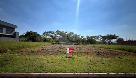 Terreno à venda em Jardim das Palmas, Itapetininga, SP