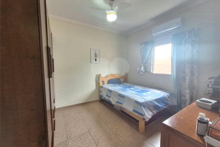 Casa à venda com 4 quartos, sendo 1 suíte,  em João Xxiii, Vinhedo, SP