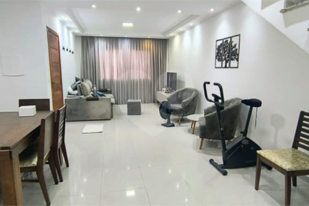 Sobrado à venda com 3 quartos, sendo 1 suíte, em Vila Butantã, São Paulo, SP