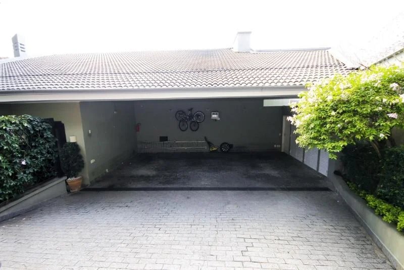 Casa à venda com 3 quartos, sendo 2 suítes,  em Vila Tramontano, São Paulo, SP
