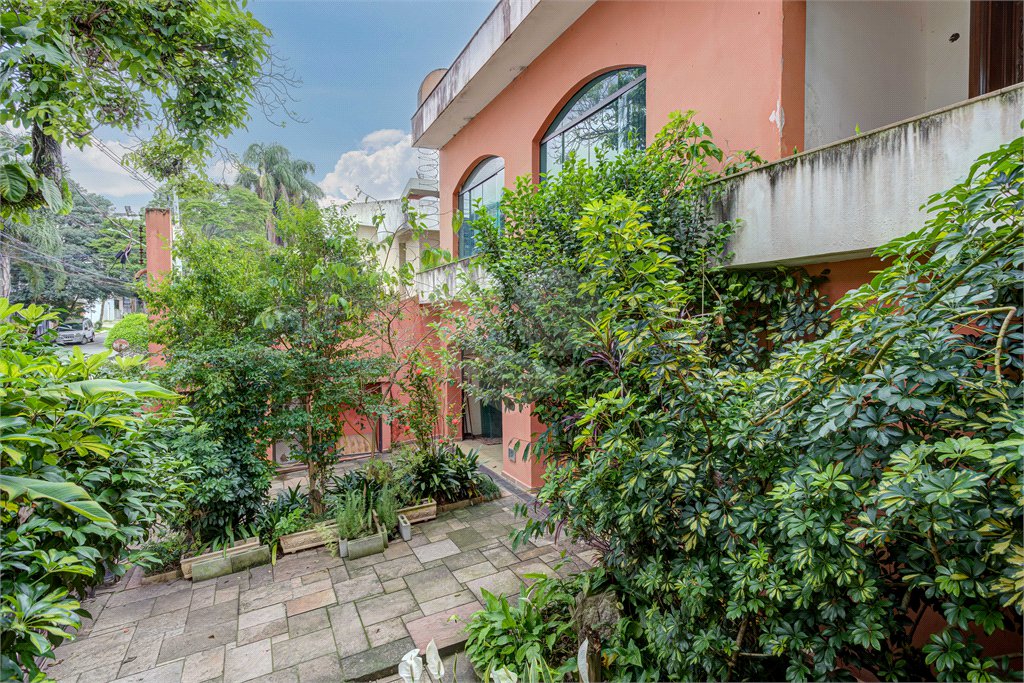 Casa à venda com 5 suítes em Jardim Prudência, São Paulo, SP