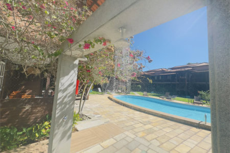 Casa em condomínio à venda com 2 quartos em Geribá, Armação dos Búzios, RJ