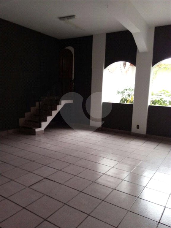 Sobrado à venda com 4 quartos em Jardim Ana Maria, Santo André, SP