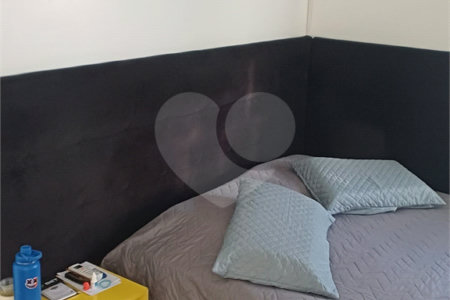 Casa à venda com 4 suítes no condomínio Parque da Figueiras, Mogi das Cruzes - SP