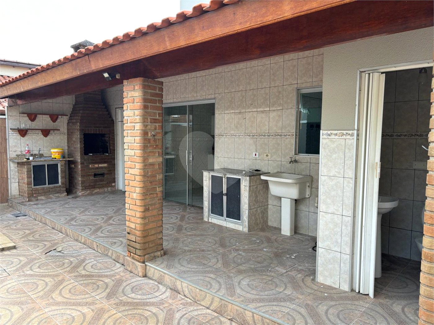 Casa à venda com 3 quartos, sendo 1 suíte, em Jardim São Judas Tadeu, Salto, SP