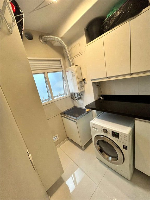 Apartamento à venda com 2 quartos, sendo 1 suíte, em Parque Reboucas, São Paulo, SP