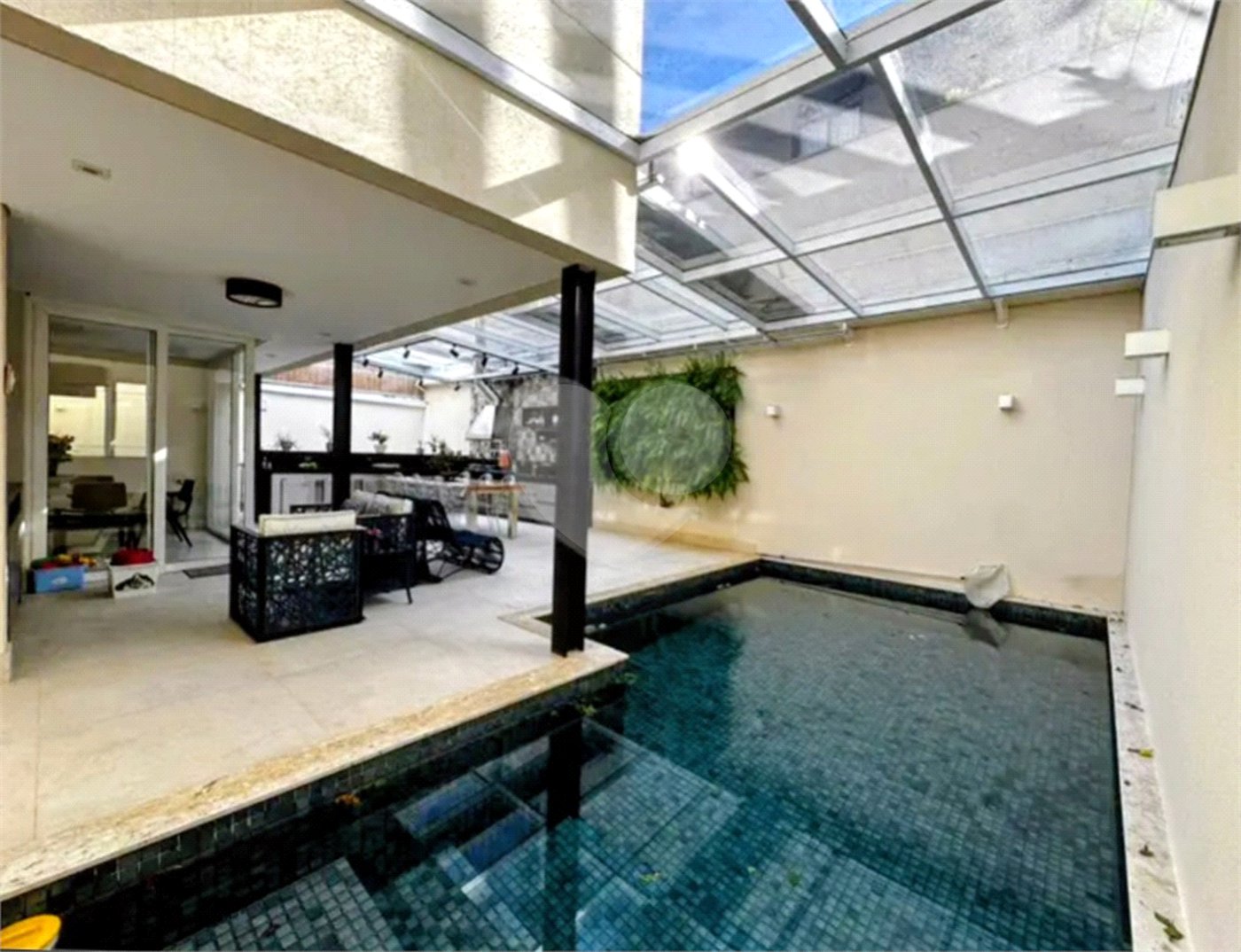Casa à venda com 4 suítes no condomínio Tao Residencial, São Paulo - SP