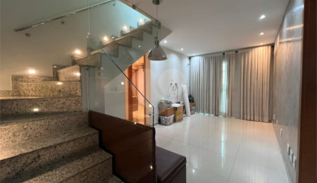 Cobertura à venda com 2 quartos, sendo 1 suíte,  em Tijuca, Rio de Janeiro, RJ