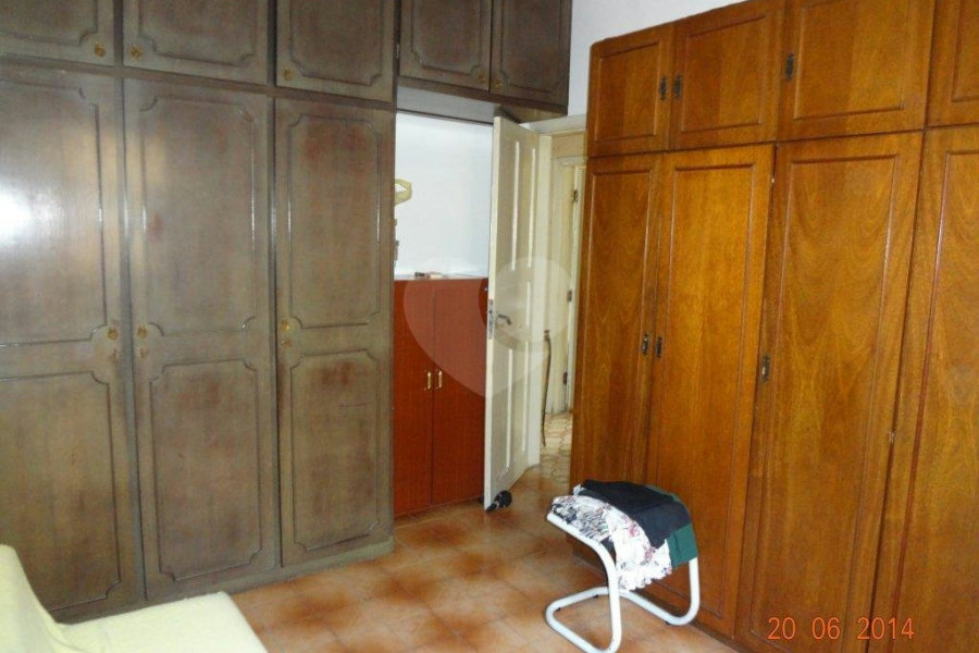 Sobrado à venda com 10 quartos em Vila Mazzei, São Paulo, SP