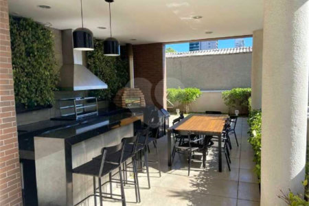 Apartamento à venda com 2 quartos, sendo 1 suíte, em Vila Olímpia, São Paulo, SP