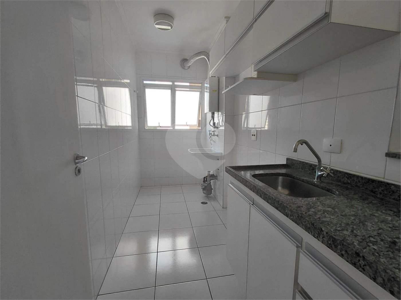 Apartamento para alugar com 2 quartos, sendo 1 suíte, em Vila Pompéia, São Paulo, SP