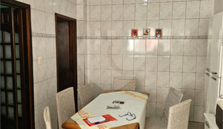 Sobrado à venda com 9 quartos em Vila Sabrina, São Paulo, SP