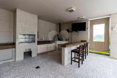 Apartamento à venda com 3 suítes em Jardim Dom Bosco, São Paulo, SP