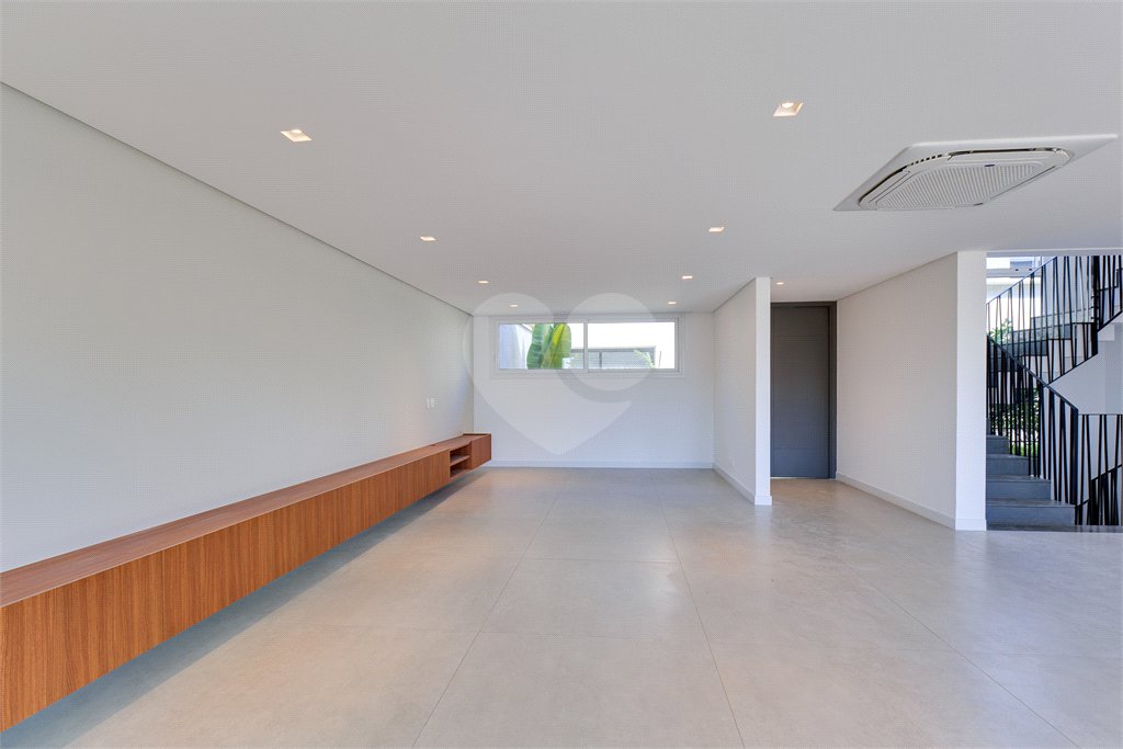 Casa à venda com 4 suítes no condomínio Jamestown, São Paulo - SP