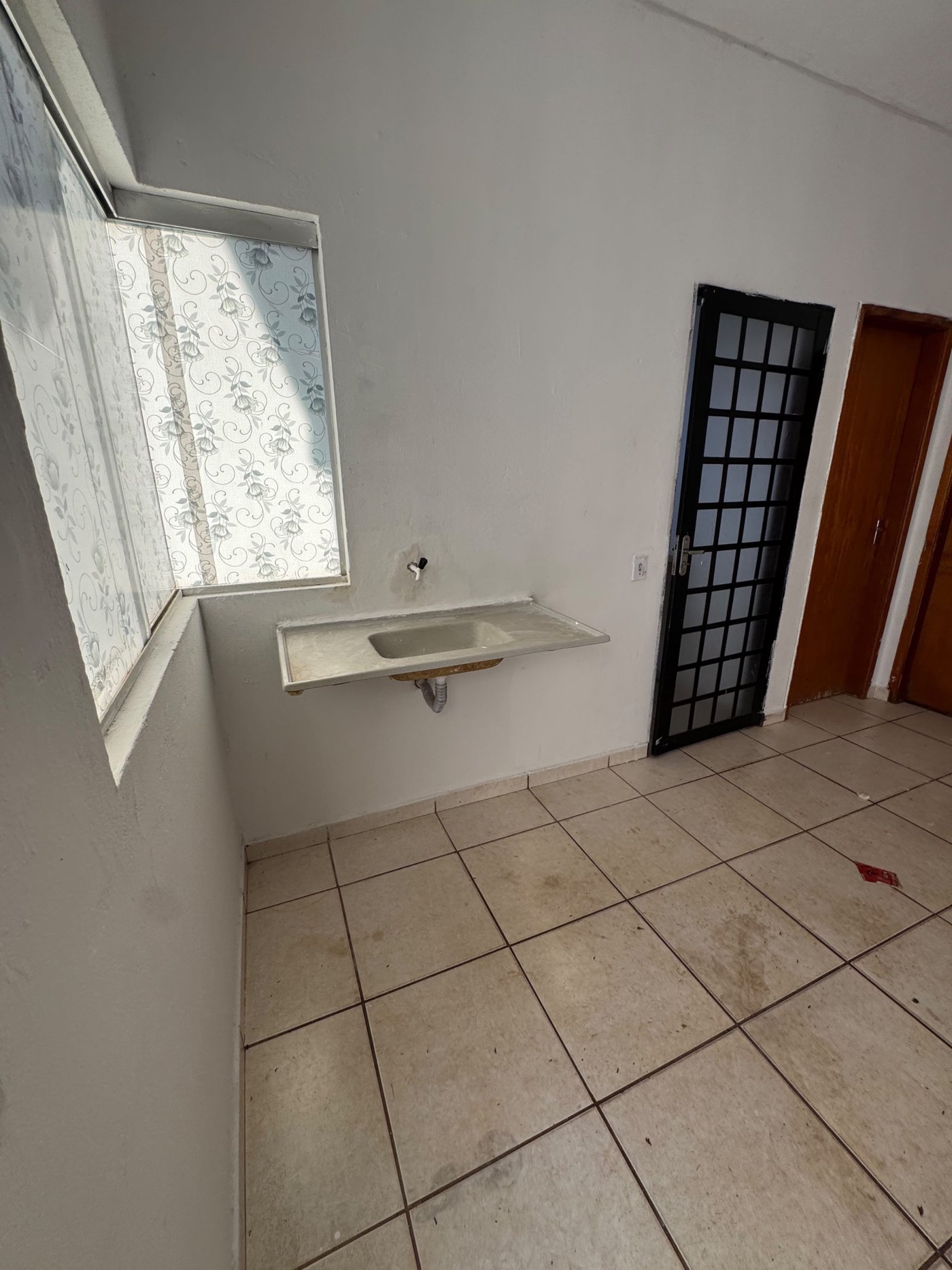 Kitnet para alugar com 1 quarto em Jardim Planalto, Três Lagoas, MS