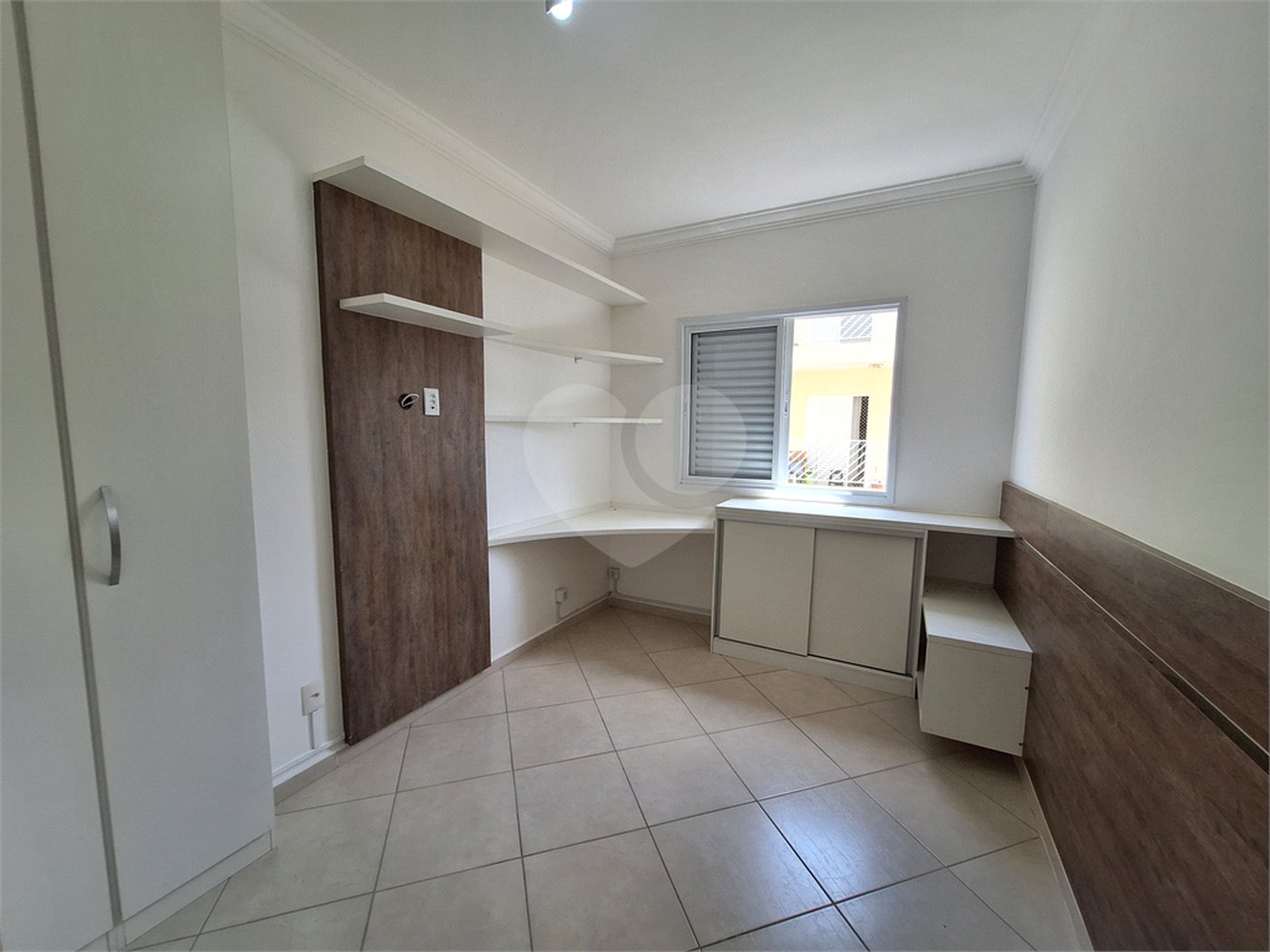 Apartamento à venda com 2 quartos, sendo 1 suíte, em Pinheirinho, Vinhedo, SP