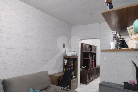 Casa à venda com 3 quartos, sendo 1 suíte,  em Vila Rei, Mogi das Cruzes, SP