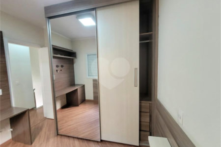 Casa à venda com 3 quartos, sendo 1 suíte,  no condomínio Maximus I, São Paulo - SP