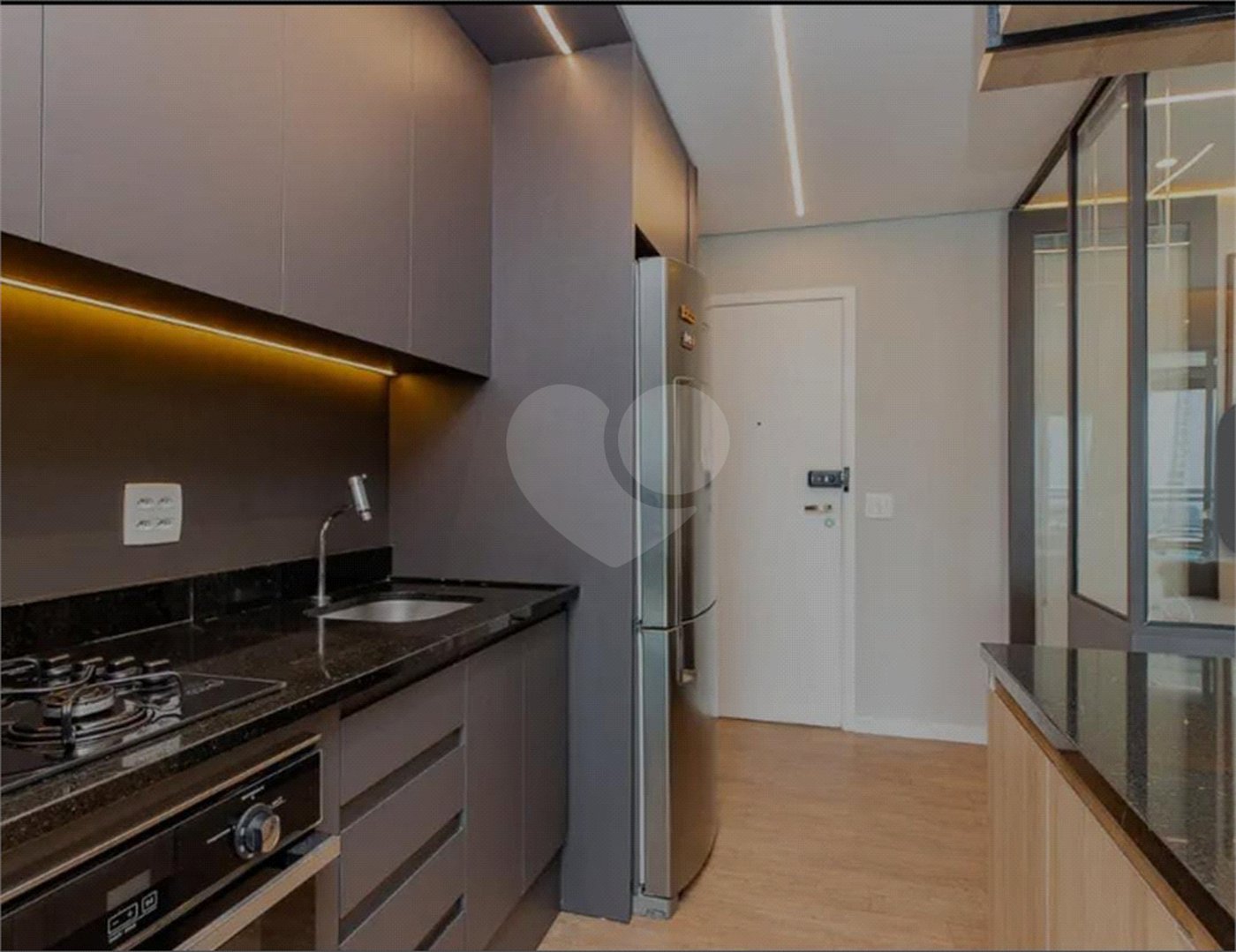 Apartamento à venda com 2 quartos, sendo 1 suíte,  em Chácara Santo Antônio, São Paulo, SP