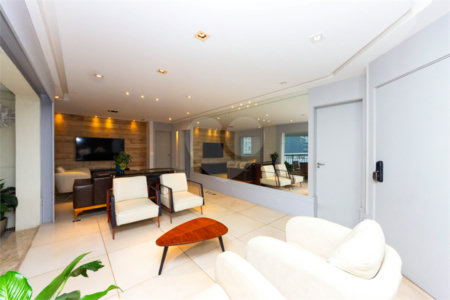Apartamento à venda com 2 quartos, sendo 1 suíte, em Chácara Santo Antônio (zona Sul), São Paulo, SP
