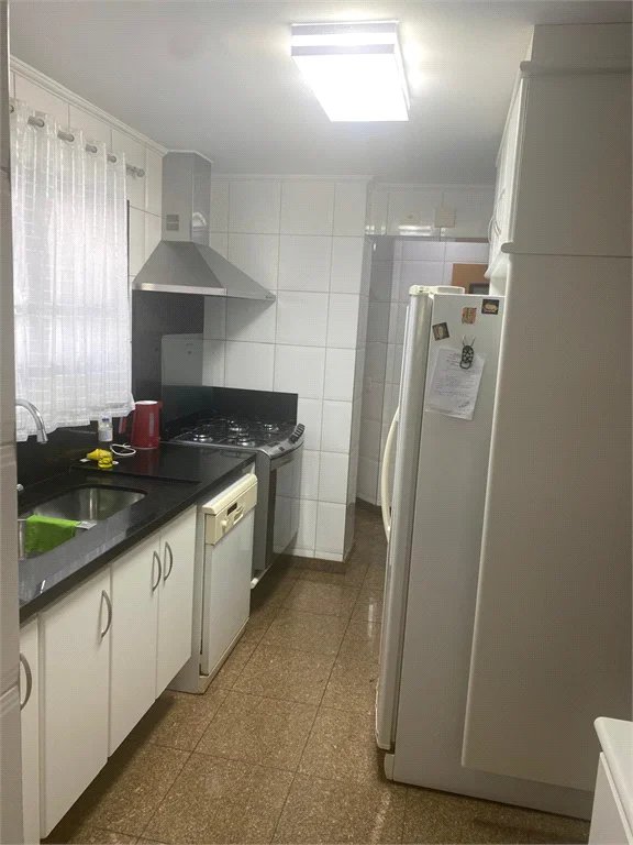 Apartamento à venda com 3 suítes em Jardim Londrina, São Paulo, SP