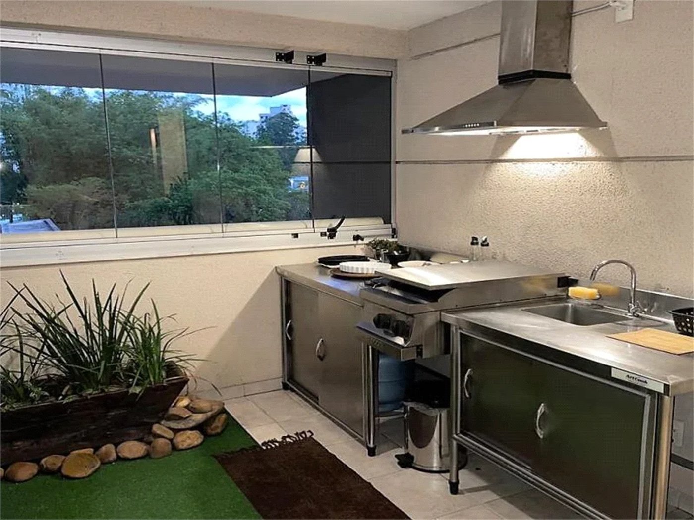 Apartamento à venda com 3 suítes em Jardim Londrina, São Paulo, SP