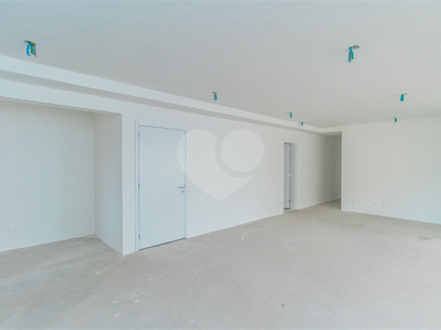 Apartamento à venda com 3 suítes em Brooklin, São Paulo, SP
