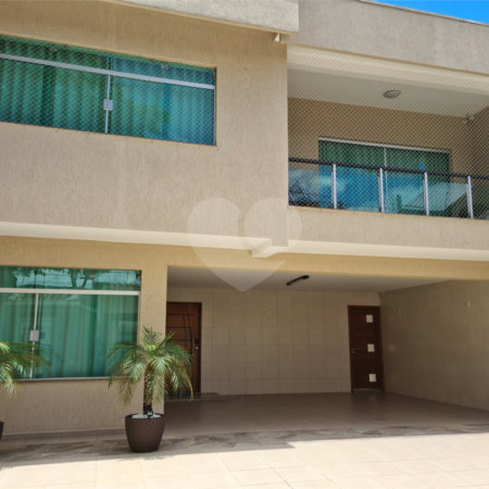Casa à venda com 5 quartos, sendo 1 suíte, em Vila Lavínia, Mogi das Cruzes, SP
