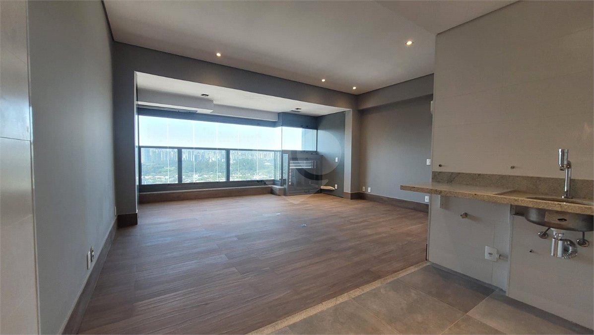 Apartamento à venda com 1 quarto em Itaim Bibi, São Paulo, SP