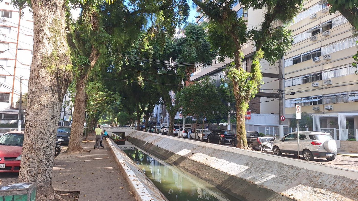 Apartamento com 2 dormitórios à venda, 75 m² por R$ 680.000,00 - José Menino - Santos/SP