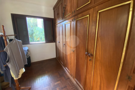Casa à venda com 3 quartos, sendo 1 suíte, em Parque Residencial Monte Carlo, Ponta Porã, MS