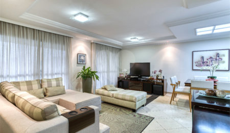 Apartamento à venda com 4 quartos, sendo 3 suítes,  em Alto da Boa Vista, São Paulo, SP