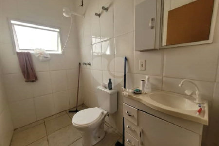 Sobrado à venda com 2 quartos no Centro, Pinhalzinho, SP