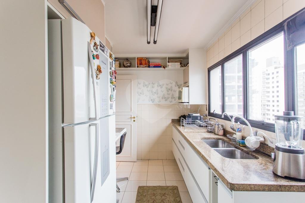 Apartamento à venda com 3 suítes em Vila Mascote, São Paulo, SP