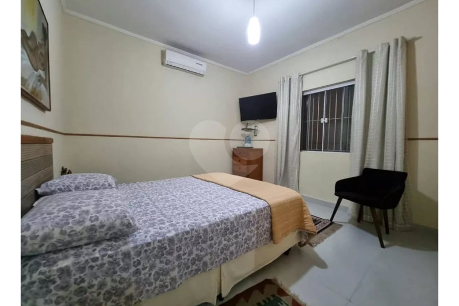 Casa Térrea à venda com 3 quartos, sendo 2 suítes, em Horto Florestal, São Paulo, SP