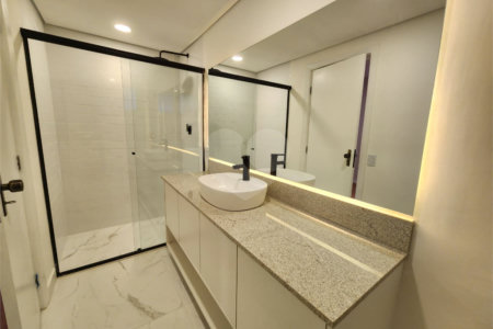 Apartamento à venda com 4 quartos, sendo 1 suíte,  em Pinheiros, São Paulo, SP