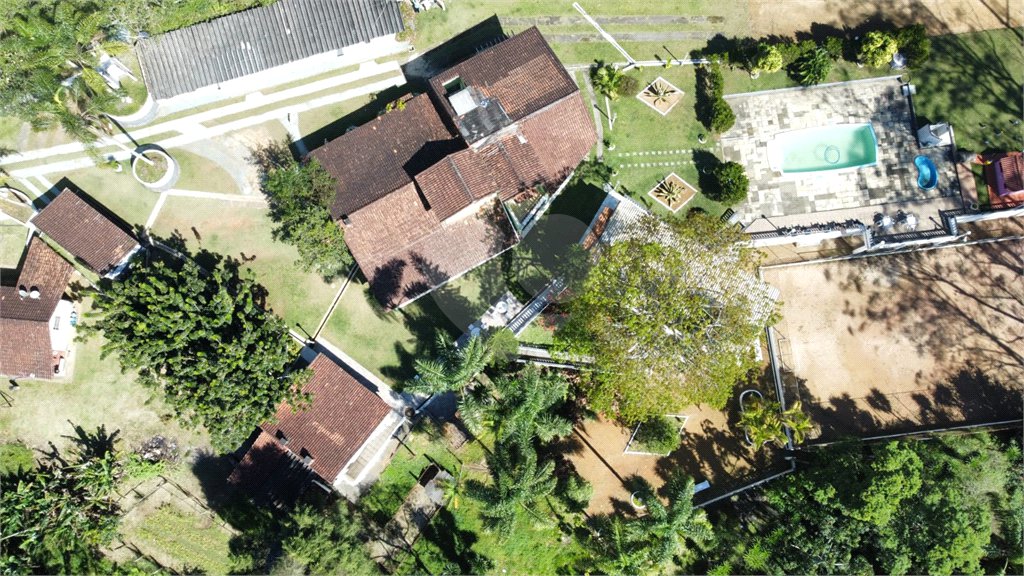 Sítio à venda com 8 quartos, sendo 4 suítes, em Boa Vista, Mogi das Cruzes, SP