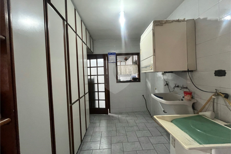Casa à venda com 4 quartos, sendo 1 suíte, em Jardim França, São Paulo, SP