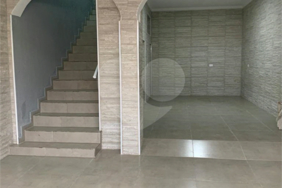Sobrado à venda com 3 quartos, sendo 1 suíte, em Imirim, São Paulo, SP