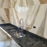 Casa à venda com 3 quartos, sendo 1 suíte, no condomínio Mirante da Mantiqueira I, Mairiporã - SP